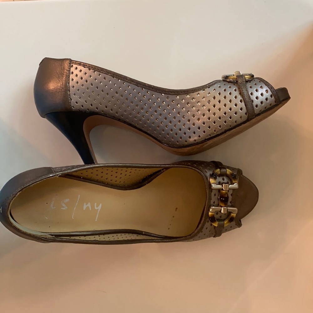 French Sole Metallic Prep Toe Heels